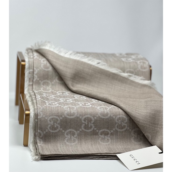 Gucci GG jacquard silk wool shawl dark grey scarf - Picture 6 of 8